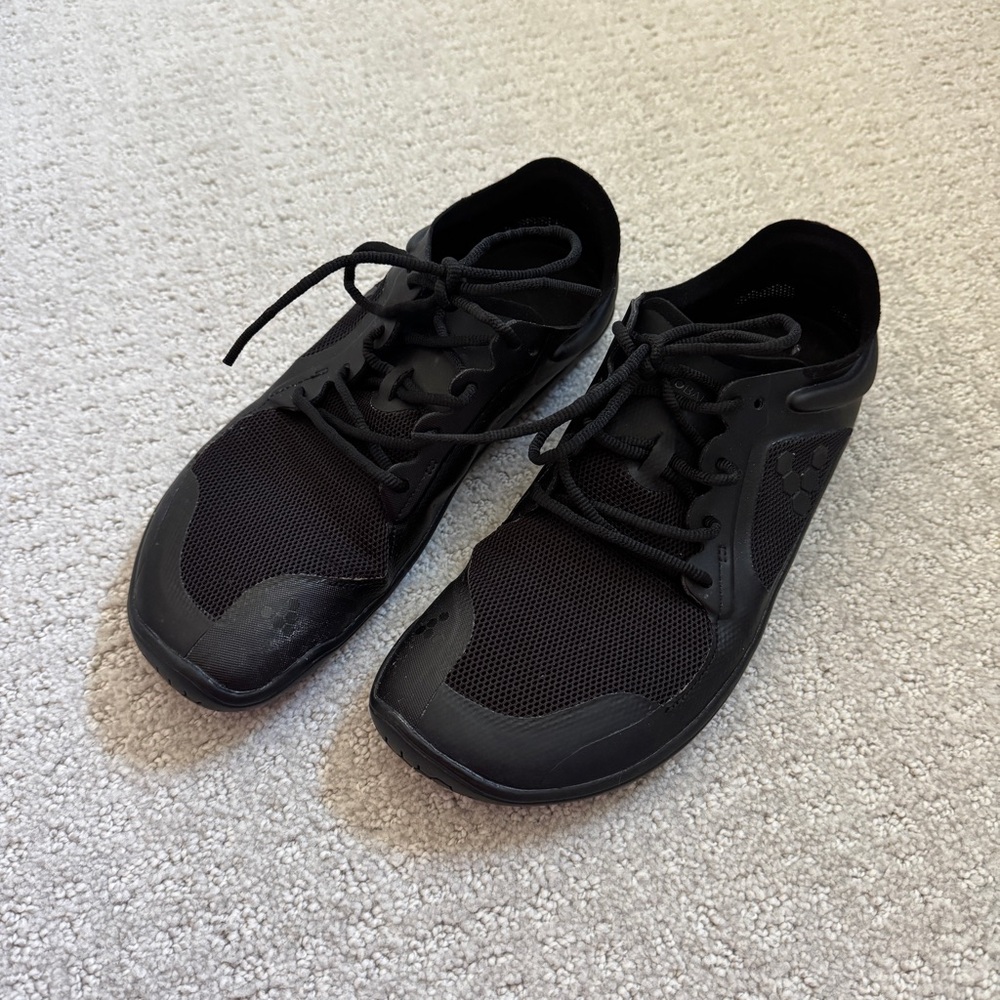 Vivo Barefoot Women's Black Minimalist Athletic Sneakers